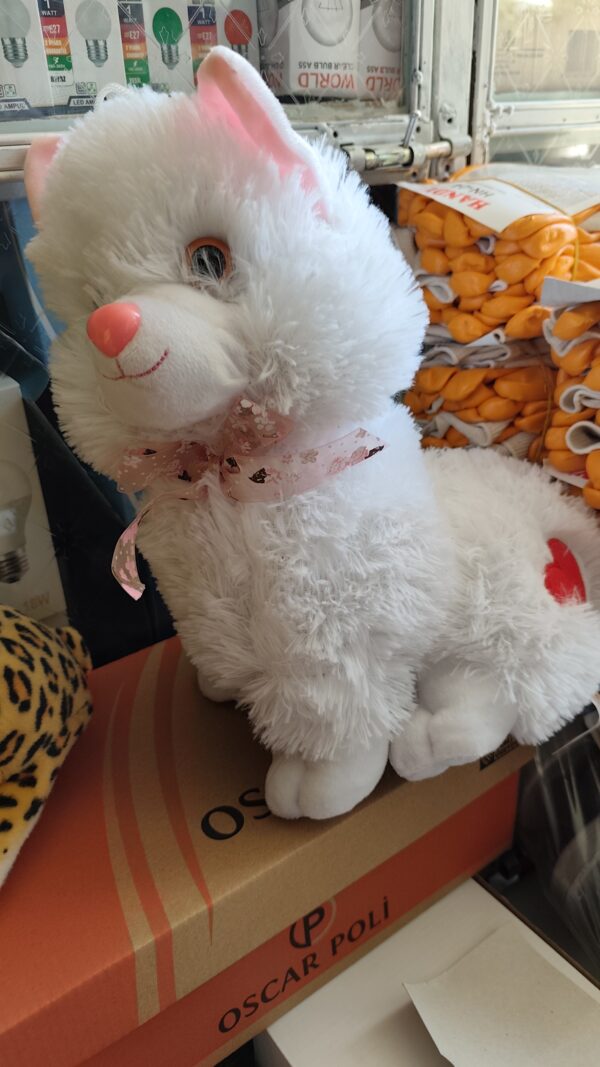 Peluş kedi beyaz